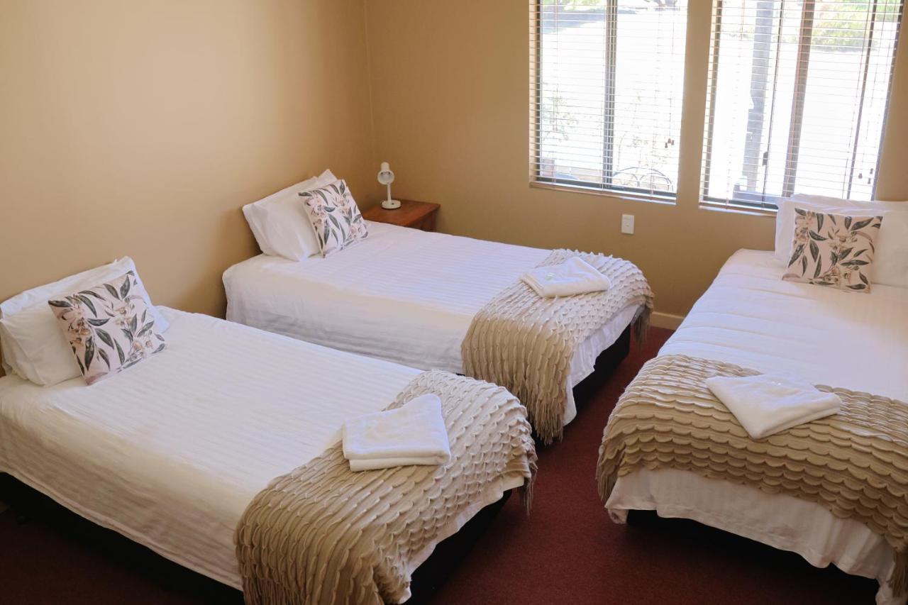 Kendenup Cottages And Lodge Экстерьер фото